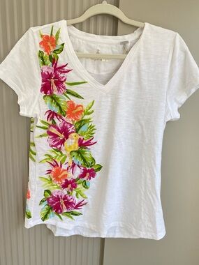 Tommy Bahama Embellished Tee M NWT